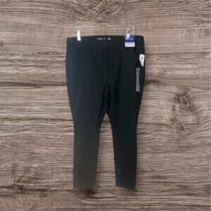 Old Navy Women's Black Wow Boyfriend Super Skinny Jeans Size 16 Short NWT